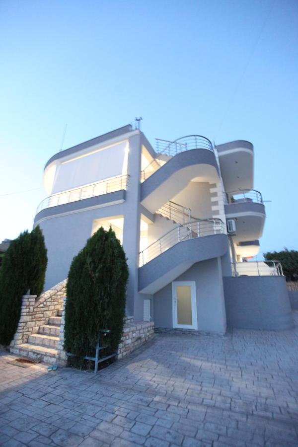 Vila Neli Εξαμίλιο Εξωτερικό φωτογραφία